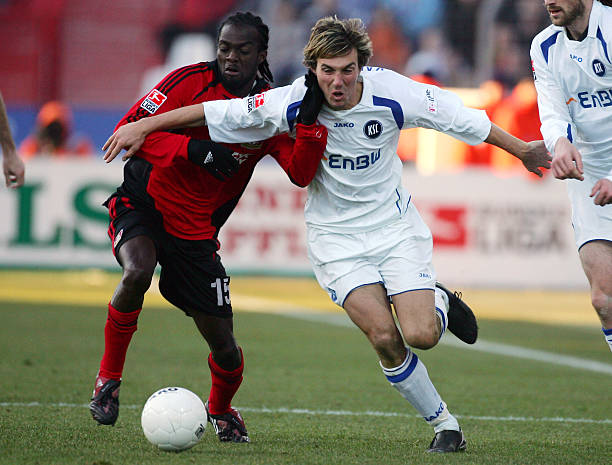 表现值得更 表现值得更